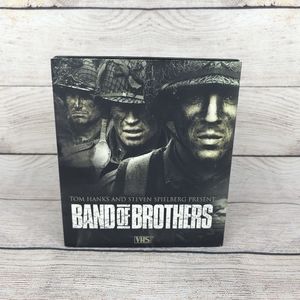 “BAND OF BROTHERS” VHS BOX SET 2002 6 Tape   w/CASE HBO mini series